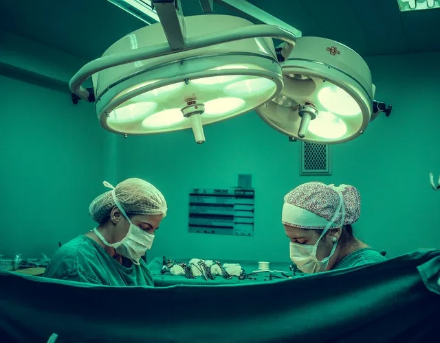Cosmetic surgery to remove scars